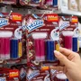 Gel Adesivo Sanitário Cereja & Avelã | 4 Aplicações | com Aplicador | 28g | Caixa com 12unidades